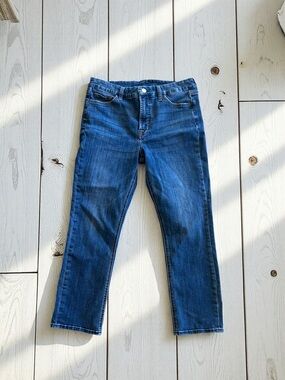 Straight-Leg Stretch Jen7 Jeans